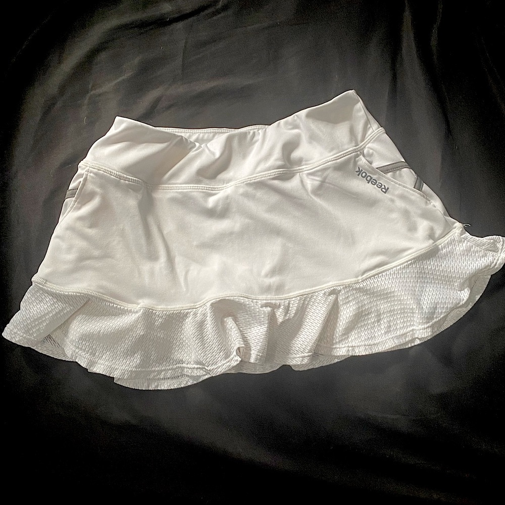 💖 Cute White Tennis Skirt 💖